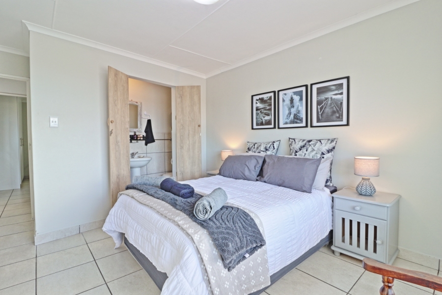 2 Bedroom Property for Sale in Island View Western Cape